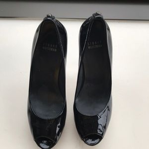 Stuart Weitzman sandal 4” stiletto. Lightly worn.